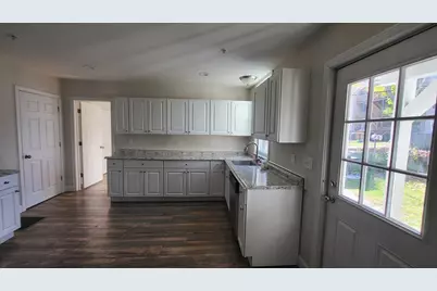 77 Livingston Street #A, Lowell, MA 01852 - Photo 5