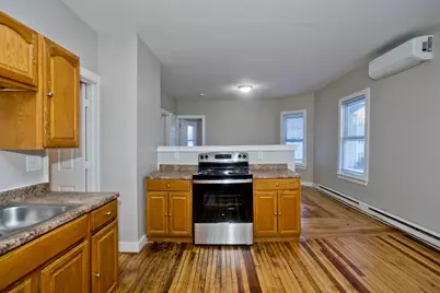 202 Oakland St, Springfield, MA 01108 - Photo 3