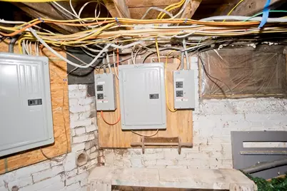 202 Oakland St, Springfield, MA 01108 - Photo 37