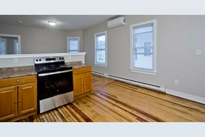 202 Oakland St, Springfield, MA 01108 - Photo 7
