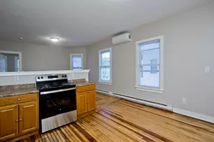 202 Oakland St, Springfield, MA 01108 - Photo 7