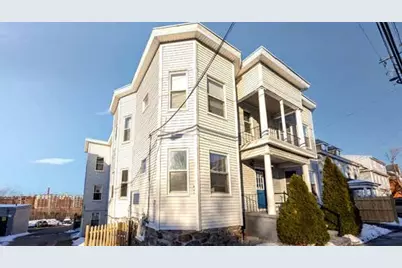 129 S Elm St, Haverhill, MA 01835 - Photo 3