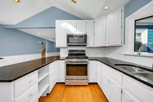 6 Smith Ln, Manchester by the Sea, MA 01944 - Photo 9