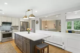 1 Glenridge Dr, Bedford, MA 01730 - Photo 5