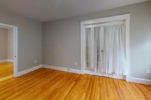20-22 Upcrest Rd, Boston, MA 02135 - Photo 3