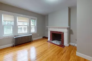 20-22 Upcrest Rd, Boston, MA 02135 - Photo 7