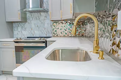 24 Tudor St, Chelsea, MA 02150 - Photo 25