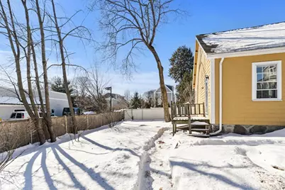 9 Henry St #9, Belmont, MA 02478 - Photo 11