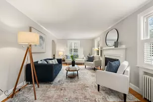 569 Chestnut St, Needham, MA 02492 - Photo 5