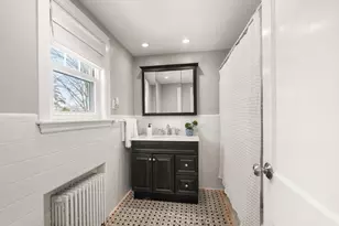 569 Chestnut St, Needham, MA 02492 - Photo 21