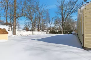 46 Hadley St, Springfield, MA 01118 - Photo 27