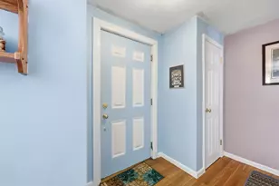 46 Hadley St, Springfield, MA 01118 - Photo 5