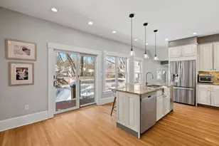 20 Maple St, Lexington, MA 02420 - Photo 5