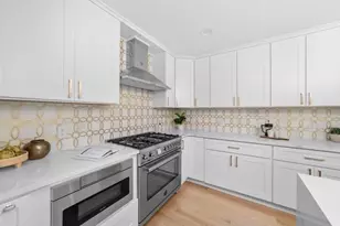 30 Dighton St, Boston, MA 02135 - Photo 11