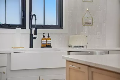 23 Morgan St, Granby, MA 01033 - Photo 15