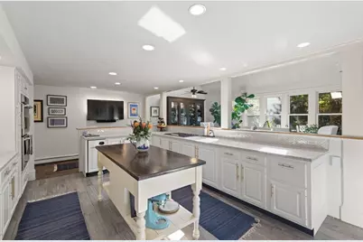 701 Country Way, Scituate, MA 02066 - Photo 3