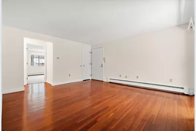 1400 Skyline Dr #6, Lowell, MA 01854 - Photo 7