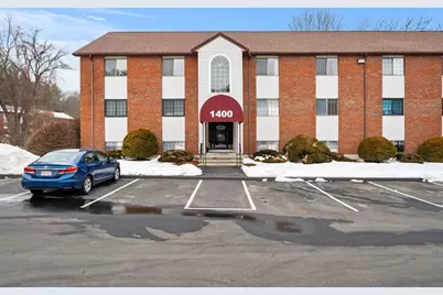1400 Skyline Dr #6, Lowell, MA 01854 - Photo 1