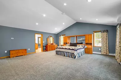 11 Longwood Dr, Lunenburg, MA 01462 - Photo 11