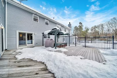 11 Longwood Dr, Lunenburg, MA 01462 - Photo 37