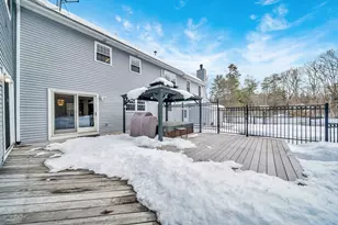 11 Longwood Dr, Lunenburg, MA 01462 - Photo 37