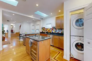 34 Elmwood St, Somerville, MA 02144 - Photo 17