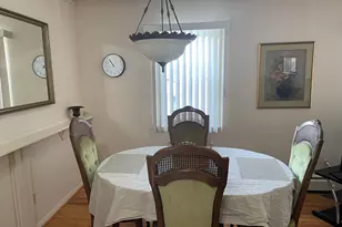 271 Regency Park Dr, Agawam, MA 01001 - Photo 9