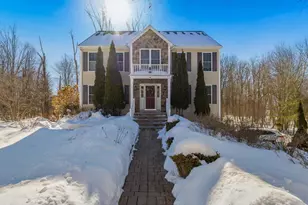 9 Falcon Ln, Haverhill, MA 01832 - Photo 1