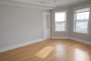 33 Boardman St, Boston, MA 02128 - Photo 7