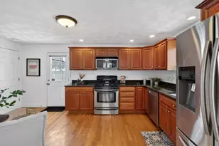 12D Chester St, North Reading, MA 01864 - Photo 5