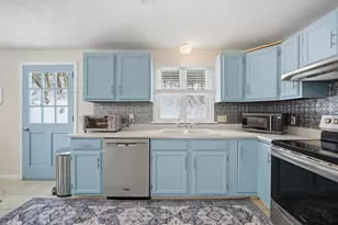 65 Old Farm Rd, Westfield, MA 01085 - Photo 9