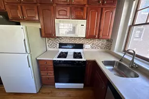 169 Washington St, Newton, MA 02458 - Photo 9