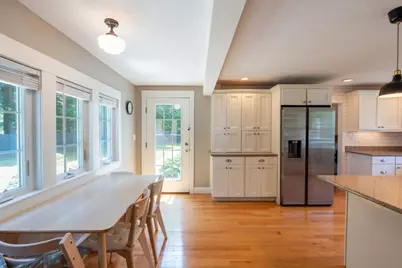 8 Lowell St, Billerica, MA 01862 - Photo 13