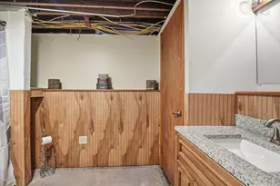 66 Racicot Ave, Webster, MA 01570 - Photo 25