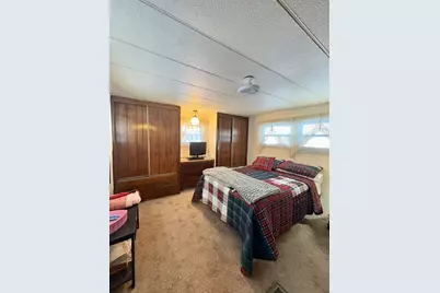 9 King Dr, Wareham, MA 02576 - Photo 11