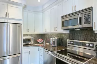 163 Marlborough St, Boston, MA 02116 - Photo 3