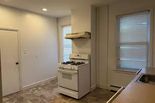 184 London St, Boston, MA 02128 - Photo 5