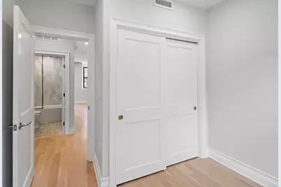 100 E Brookline St #4, Boston, MA 02118 - Photo 19