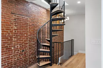 100 E Brookline St #4, Boston, MA 02118 - Photo 25