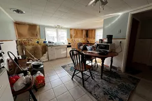 534 S West St, Agawam, MA 01030 - Photo 21