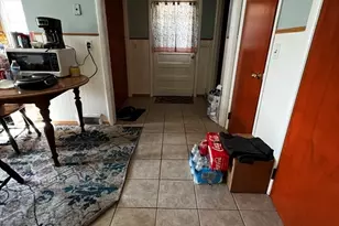 534 S West St, Agawam, MA 01030 - Photo 23