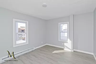 131 Center St #131, Holyoke, MA 01040 - Photo 3