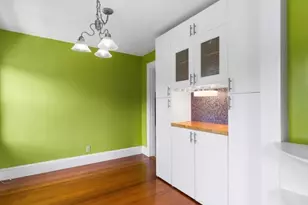 15 Hillock St, Boston, MA 02131 - Photo 9
