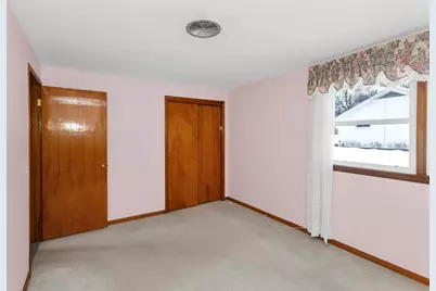 404 Brush Hill Ave, West Springfield, MA 01089 - Photo 17