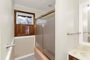 404 Brush Hill Ave, West Springfield, MA 01089 - Photo 11