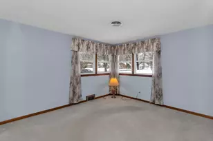 404 Brush Hill Ave, West Springfield, MA 01089 - Photo 13