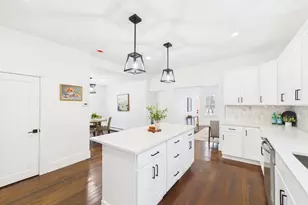 10 Livesey Pkwy, Fairhaven, MA 02719 - Photo 9