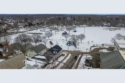 10 Livesey Pky, Fairhaven, MA 02719 - Photo 31