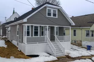 10 Livesey Pkwy, Fairhaven, MA 02719 - Photo 33