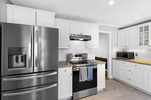 55 West St, Medfield, MA 02052 - Photo 11